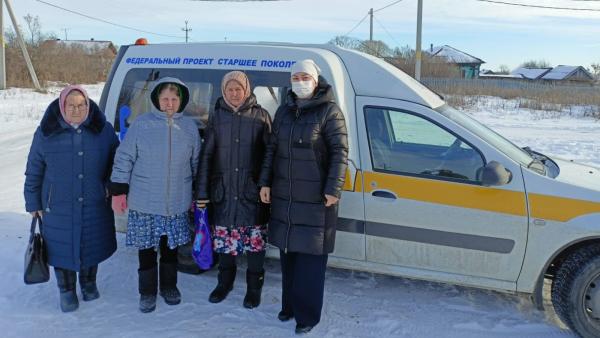 В Буинске в рамках нацпроекта пожилых из села доставляют в центральную больницу
